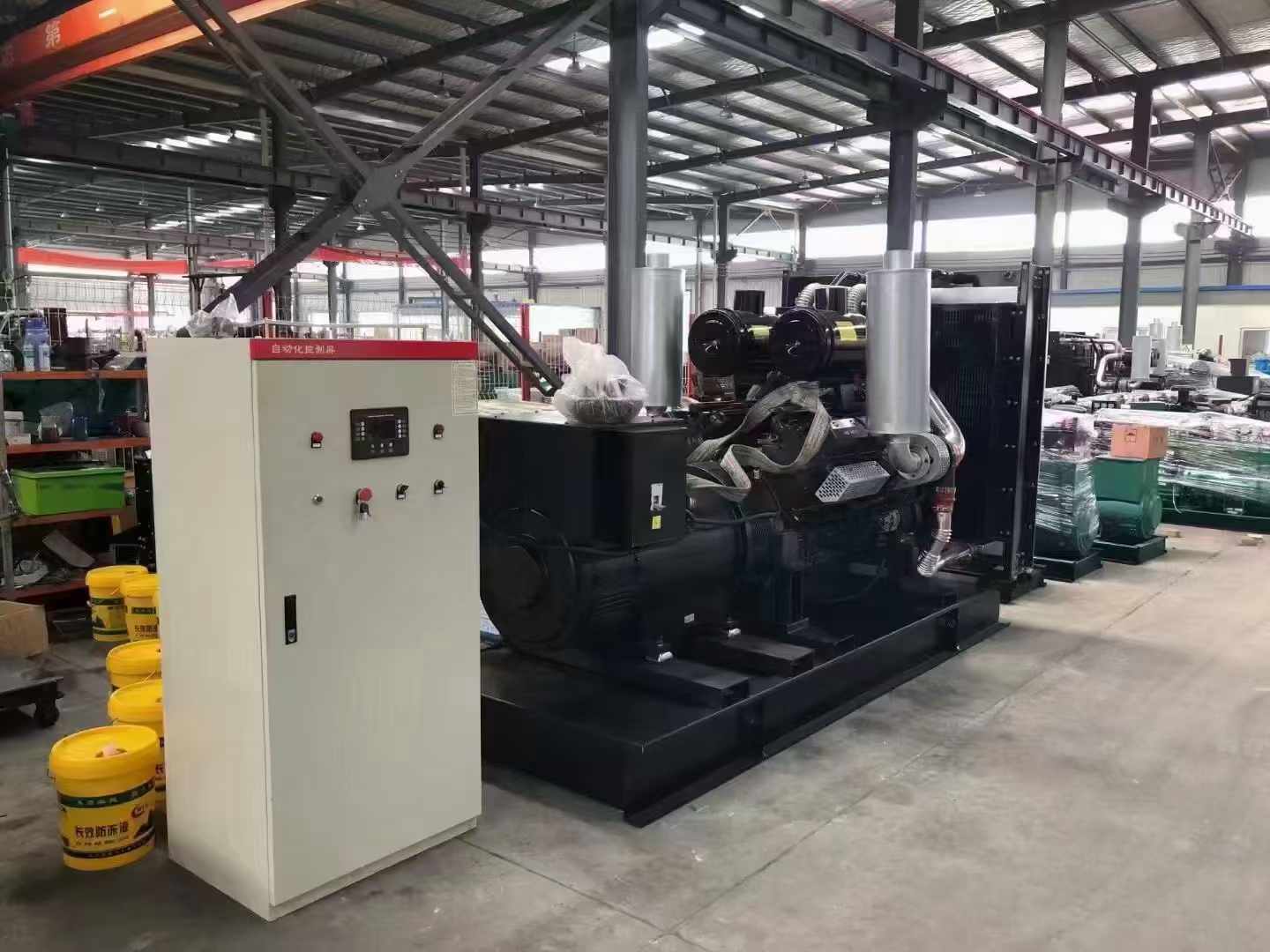 武夷山柴油发电机运行时的噪音和振动水平如何?